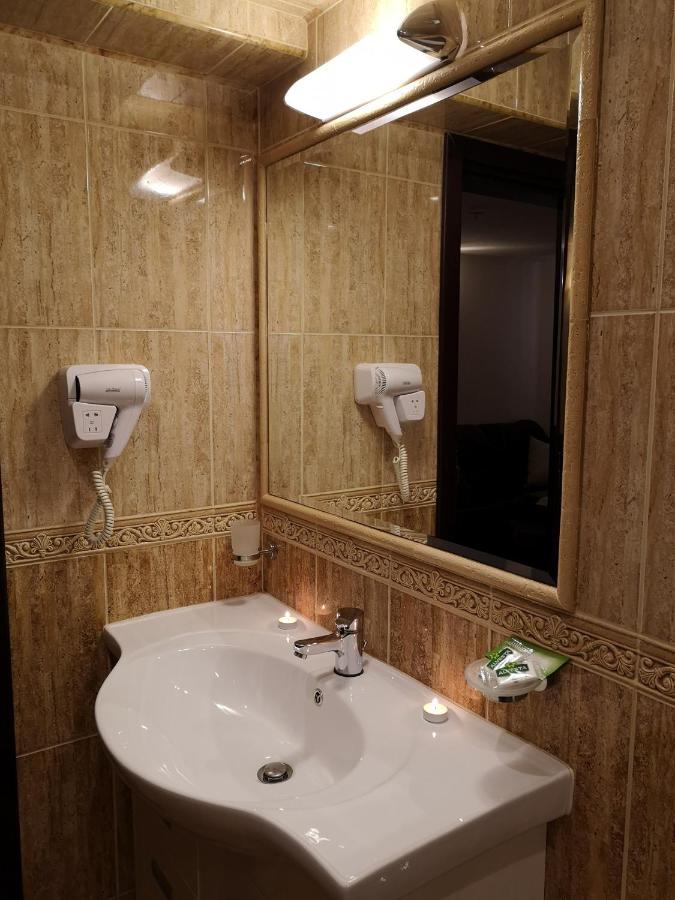 Izvor Hotel "Изворъ" Shipot Esterno foto
