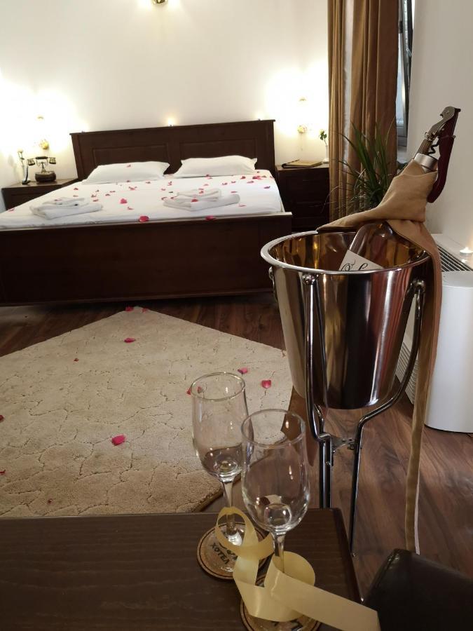 Izvor Hotel "Изворъ" Shipot Esterno foto